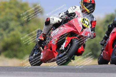 media/Apr-05-2024-Apex Assassins-CVMA Friday Practice (Fri) [[ee2ef04f2b]]/5-Trackday 1/Session 4 Turn 9 Entry/